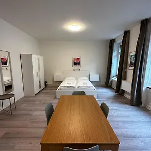 hitrental-seefeld-kreuzstrasse-apartments.hotelsbaselswitzerland.com/